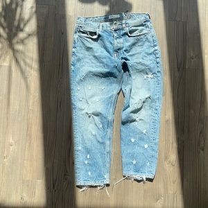 Blue cropped ripped jeans